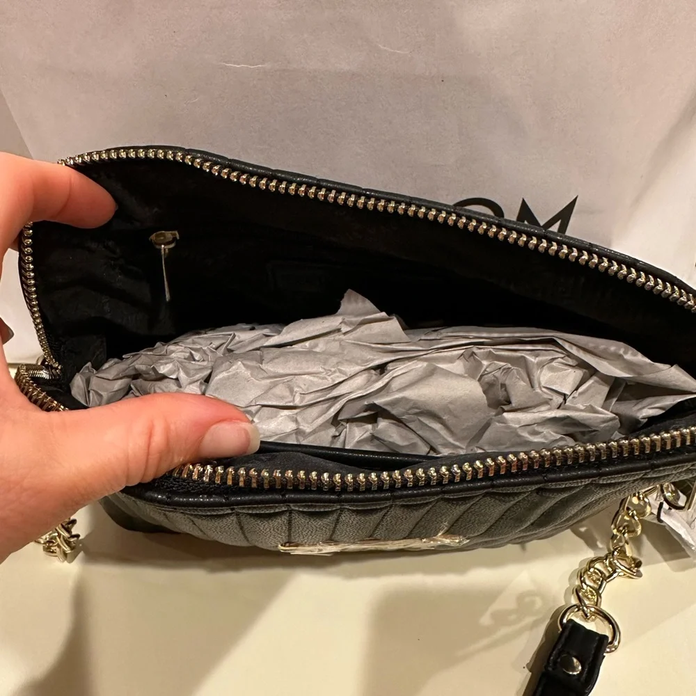 Steve Madden cross body purse - Picture 2 of 3